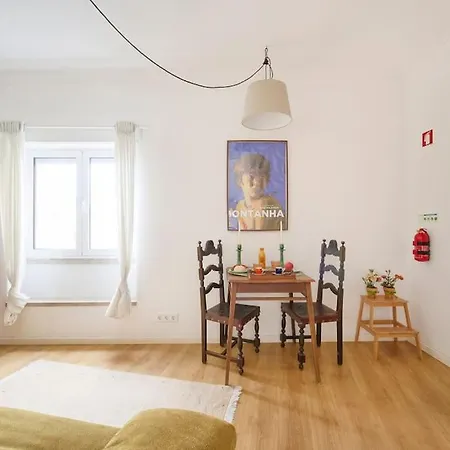 Apartament Maria Do Bairro With Balcony And Elevator