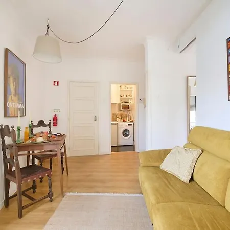 Maria Do Bairro With Balcony And Elevator Apartament Lizbona