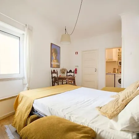 Maria Do Bairro With Balcony And Elevator Apartment Lisbon