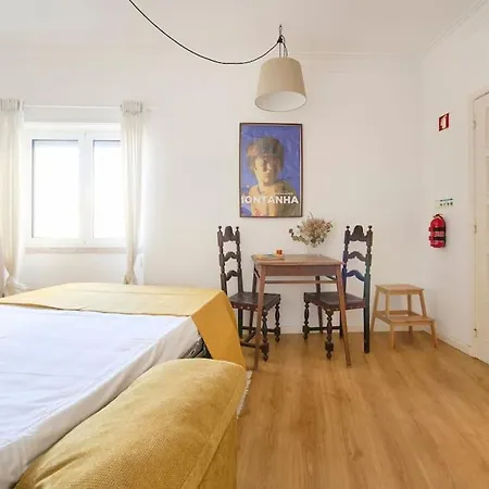 شقة Maria Do Bairro With Balcony And Elevator Lisboa
